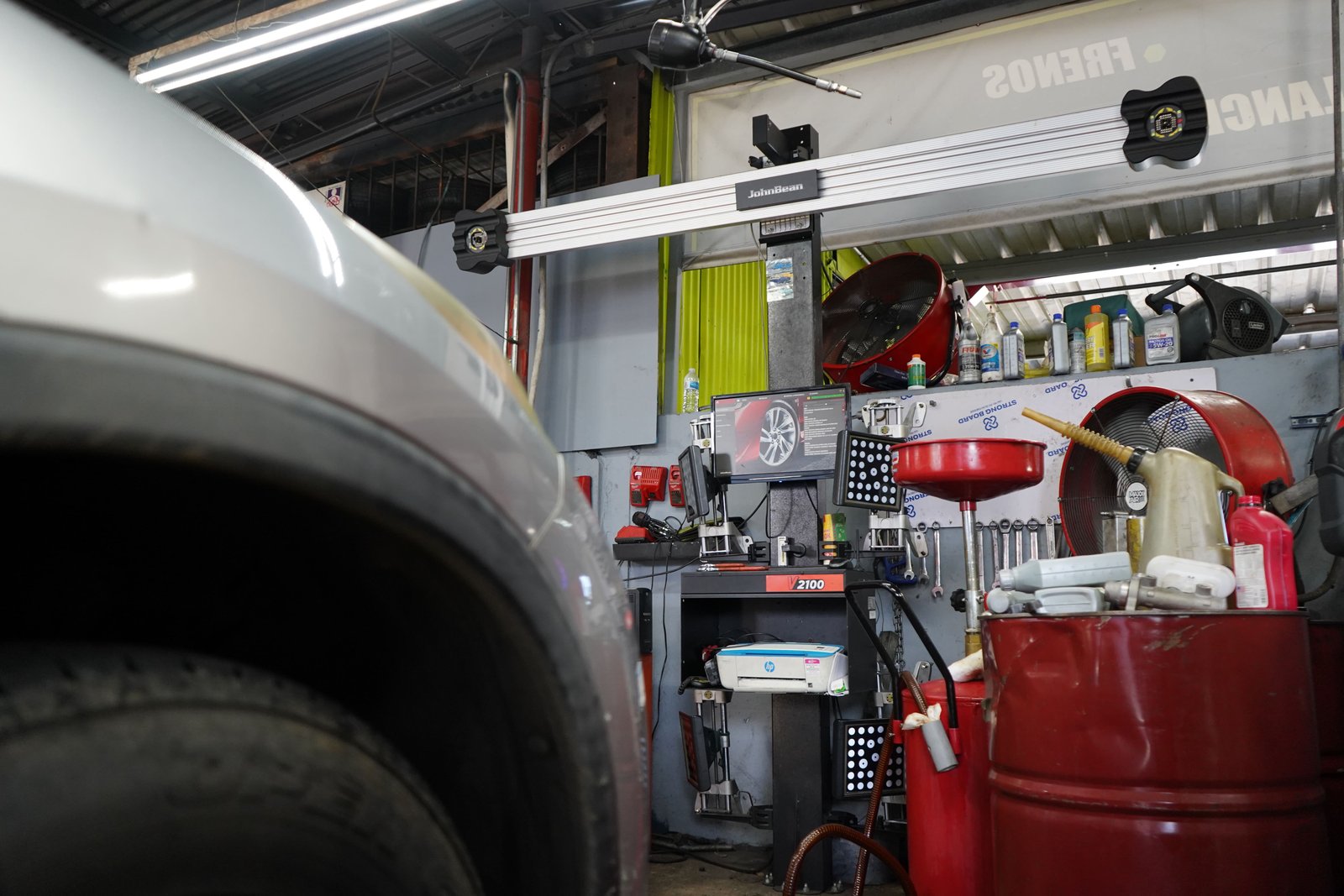 Galería Paris Tire Service