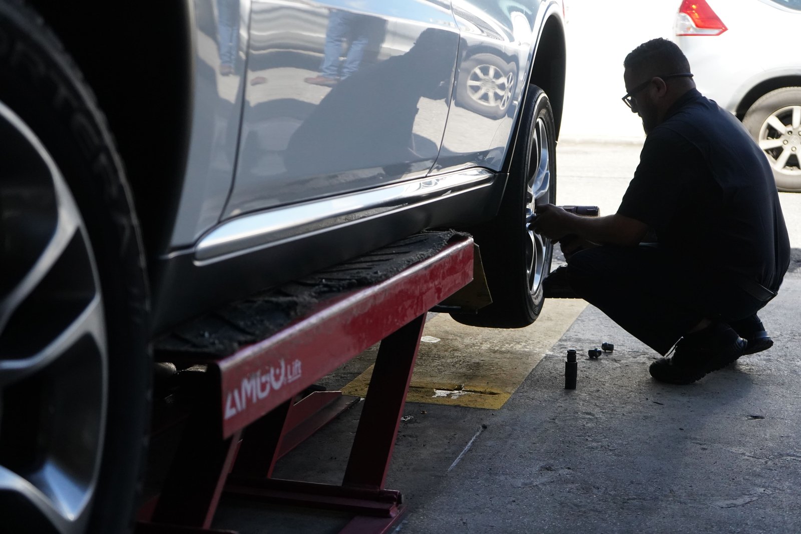 Galería Paris Tire Service