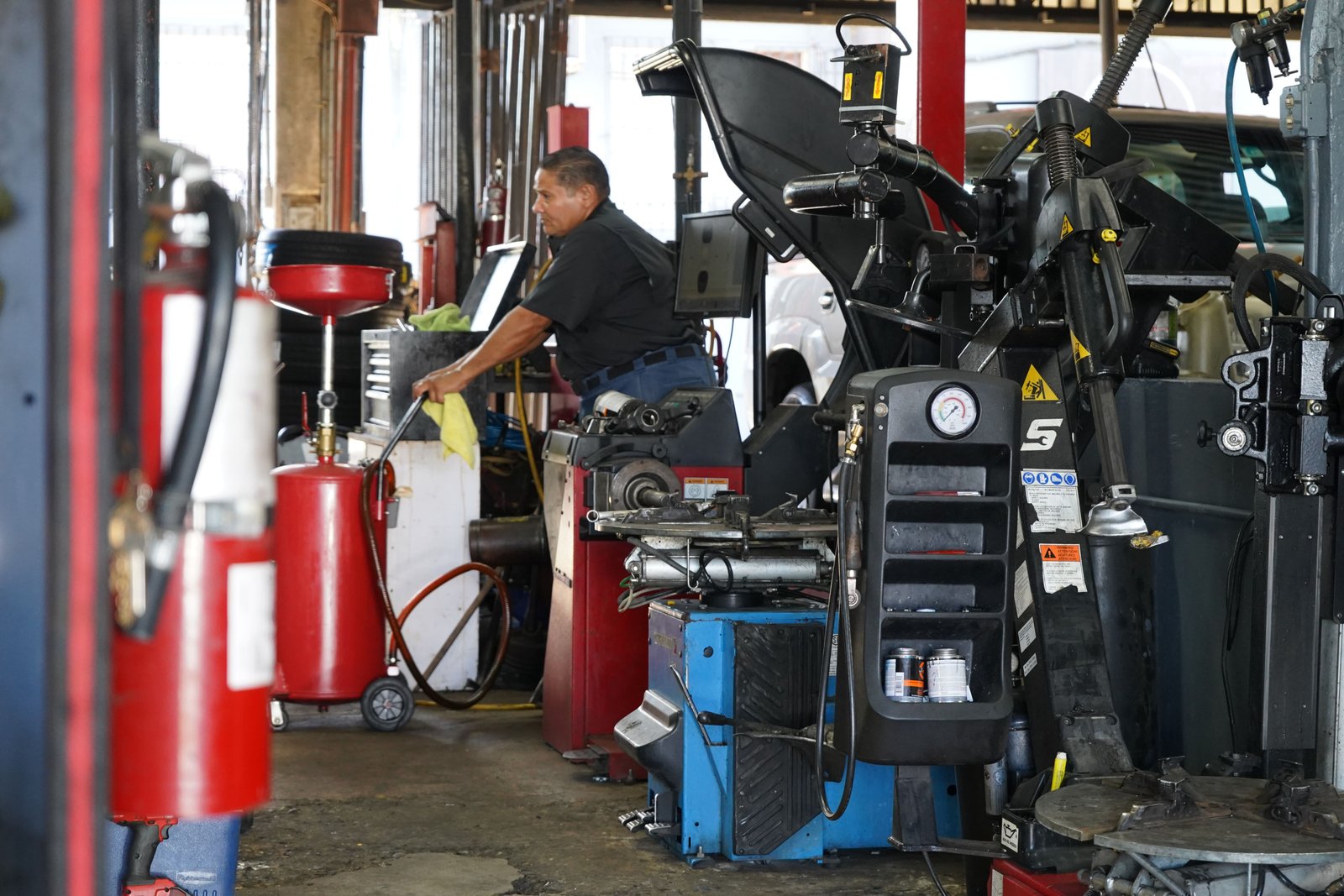 Galería Paris Tire Service
